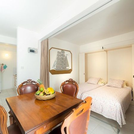 Royal Palm Holiday Apartment Méro Exteriér fotografie